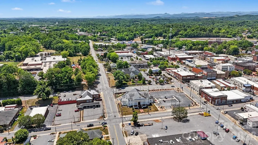 601 College Avenue SW Lenoir, NC 28645