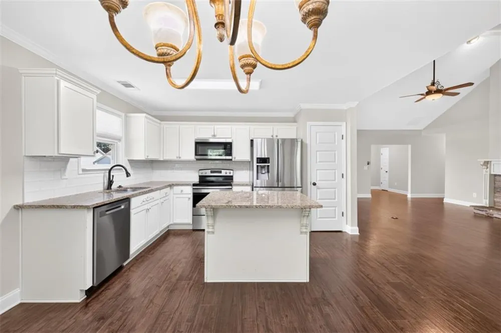 1239 Oak Springs Way Statham, GA 30666