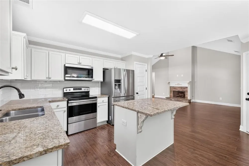 1239 Oak Springs Way Statham, GA 30666