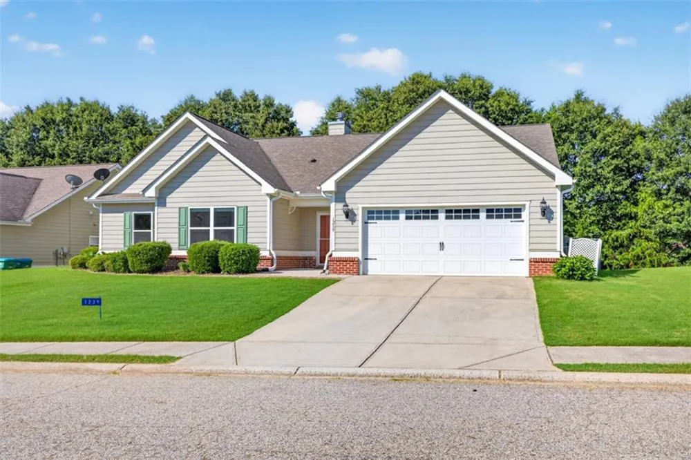 1239 Oak Springs Way Statham, GA 30666