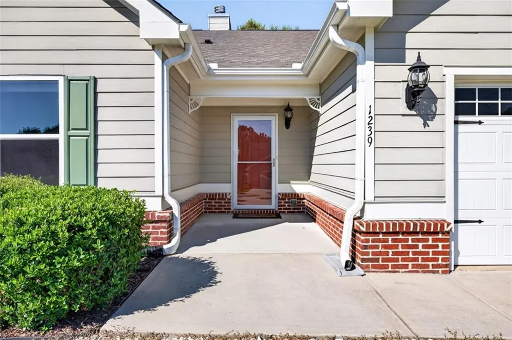 1239 Oak Springs Way Statham, GA 30666
