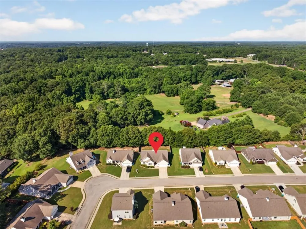 1239 Oak Springs Way Statham, GA 30666