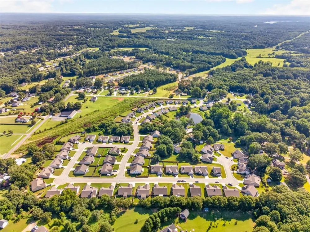 1239 Oak Springs Way Statham, GA 30666