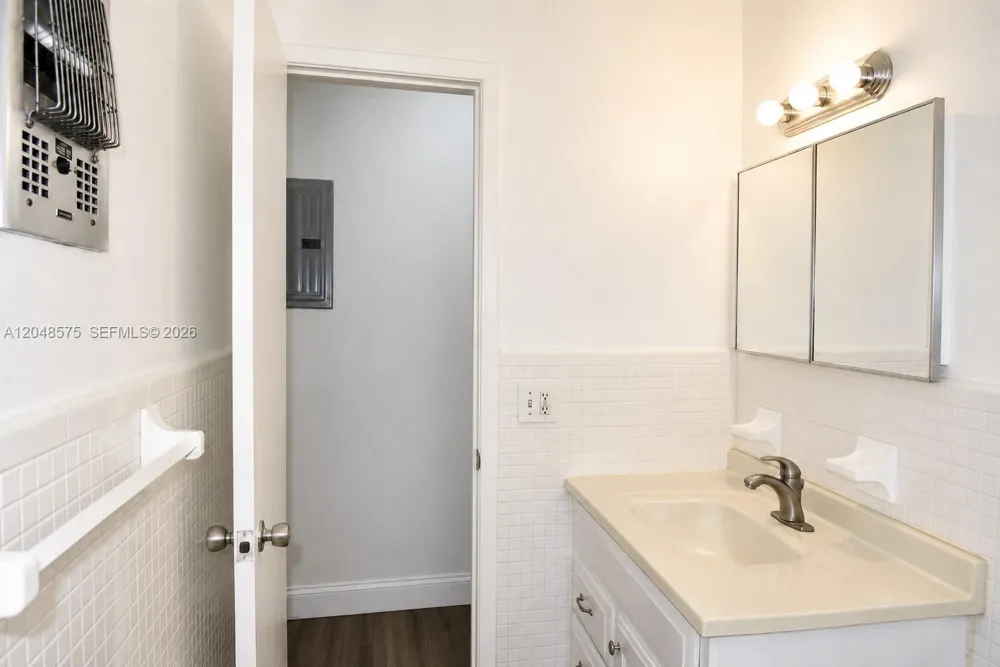 117 NE 30th Ct #2 Wilton Manors, FL 33334