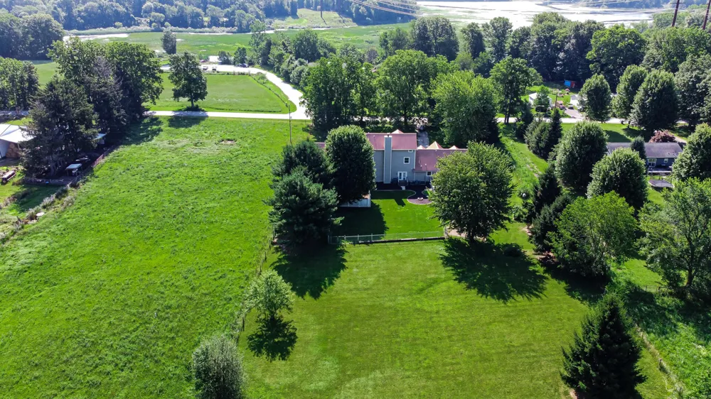 7692 Emery Road Rolling Prairie, IN 46371