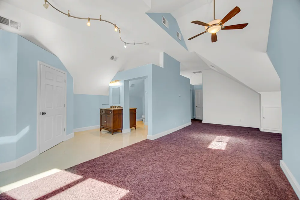 7692 Emery Road Rolling Prairie, IN 46371