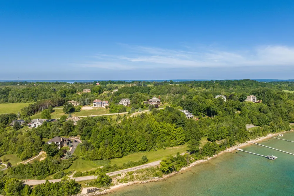 14750 Mallard Drive Peninsula Township, MI 49686
