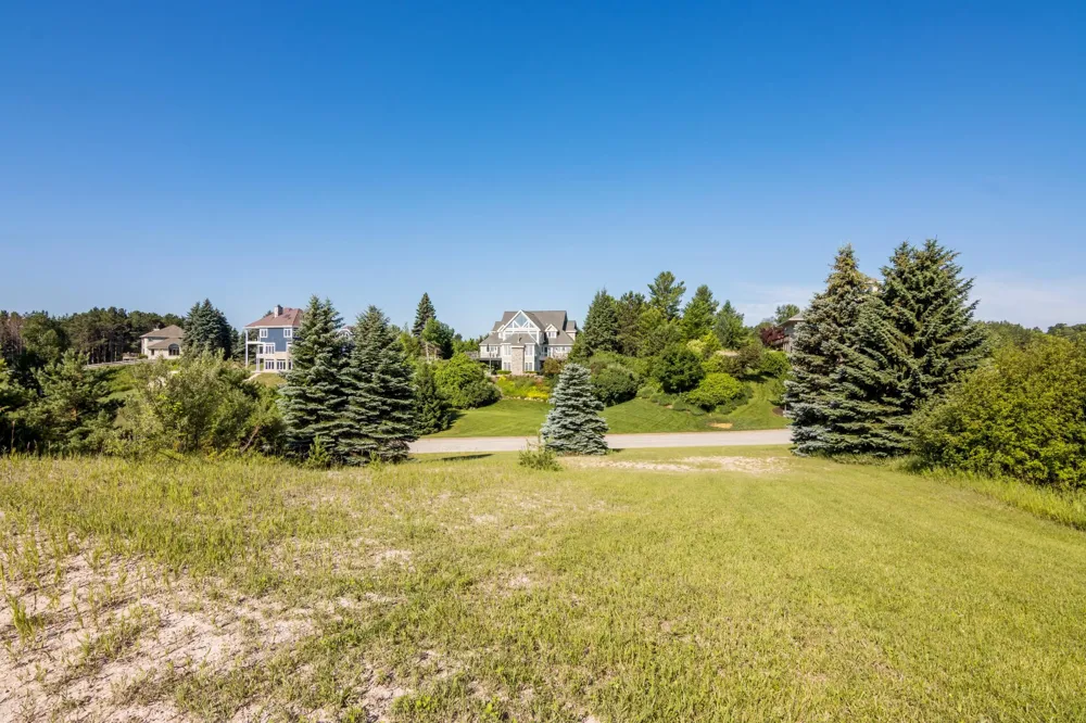 14750 Mallard Drive Peninsula Township, MI 49686