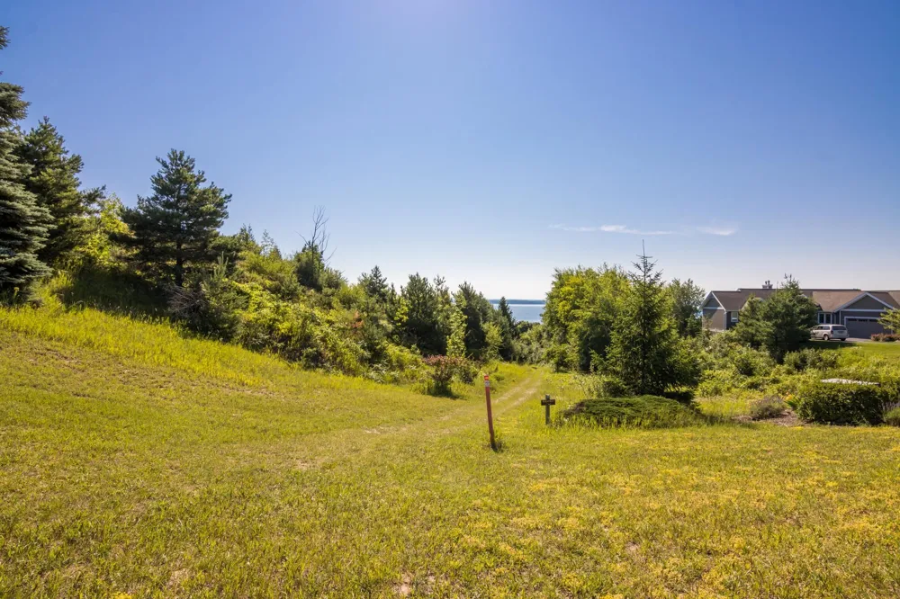 14750 Mallard Drive Peninsula Township, MI 49686