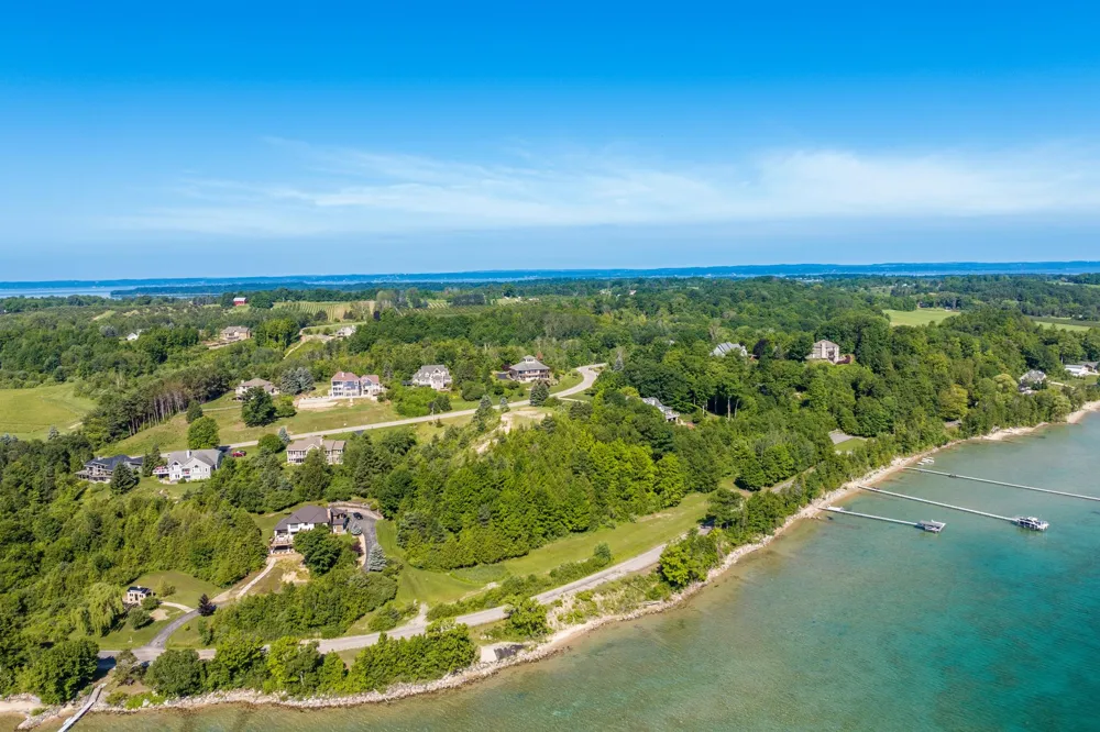 14750 Mallard Drive Peninsula Township, MI 49686