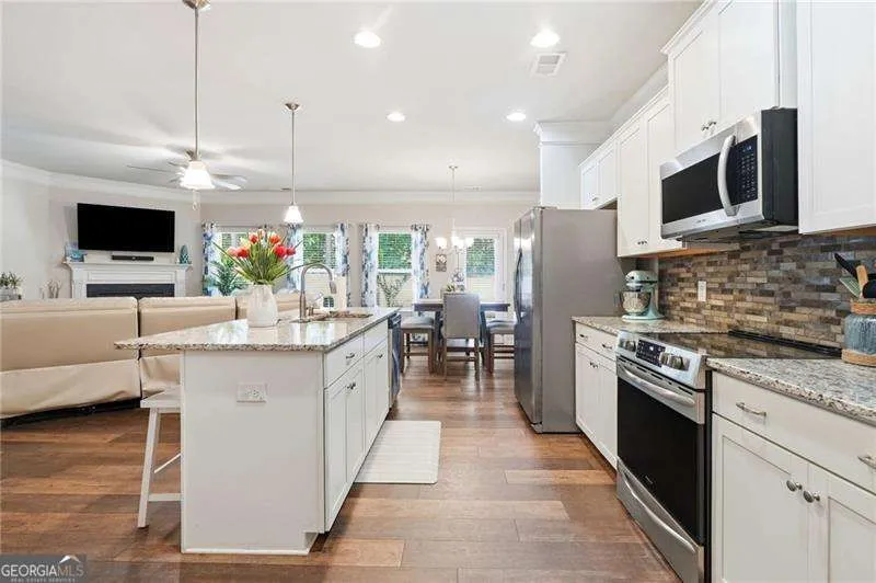419 Crescent Woode DR Dallas, GA 30157
