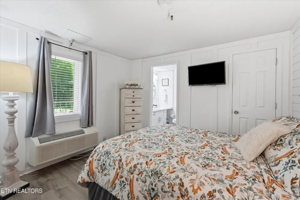 413 Baskins Creek Rd #303 Gatlinburg, TN 37738