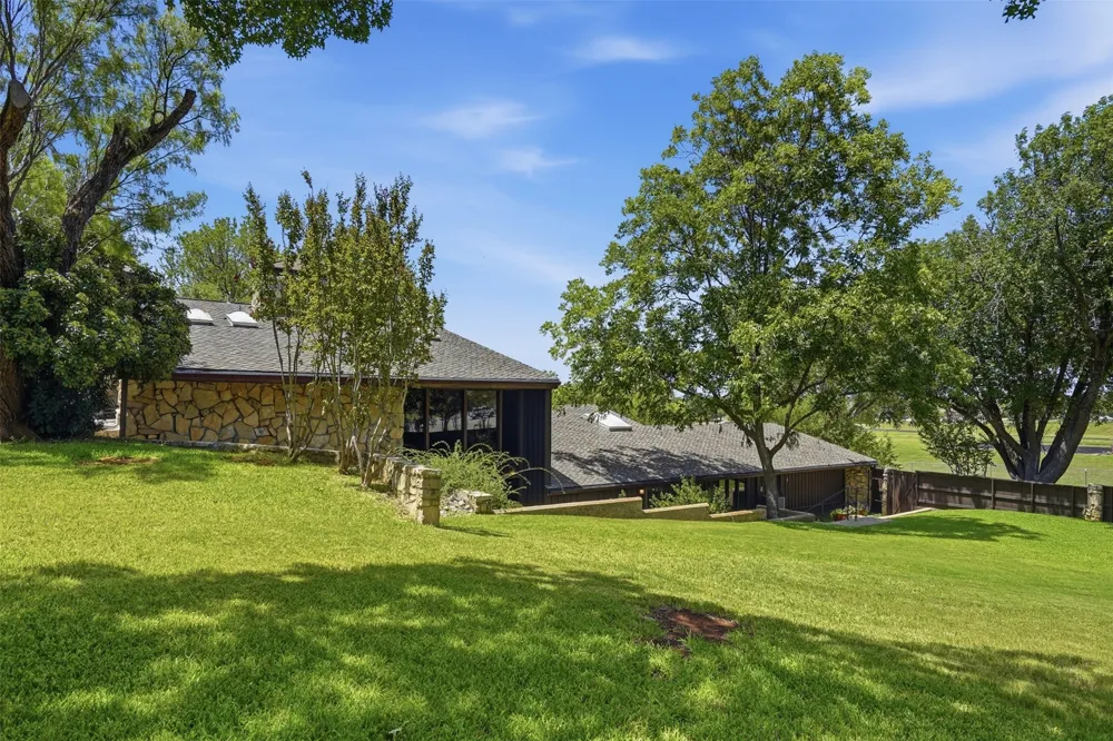 512 S Ammerman Avenue Eastland, TX 76448