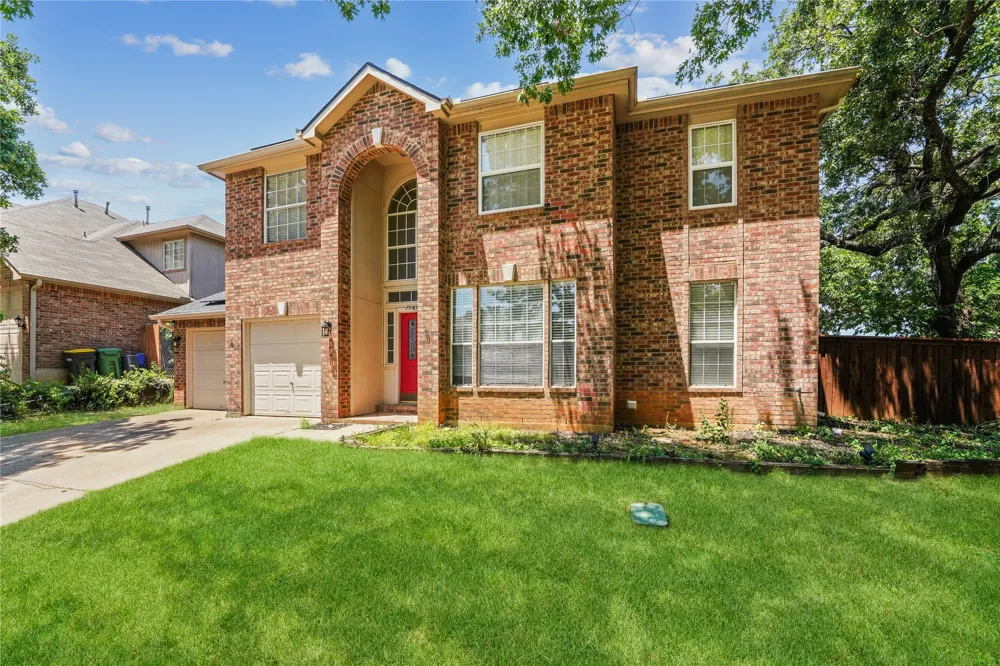 7845 Ember Oaks Drive North Richland Hills, TX 76182