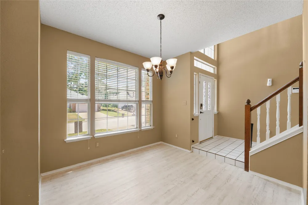 7845 Ember Oaks Drive North Richland Hills, TX 76182