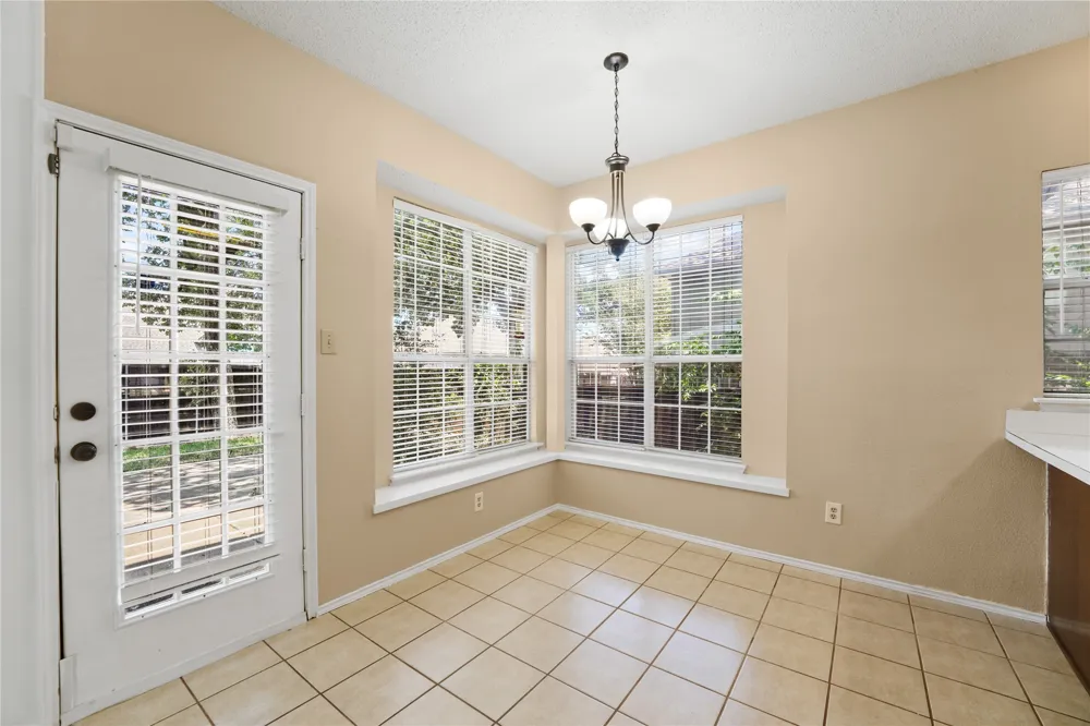 7845 Ember Oaks Drive North Richland Hills, TX 76182