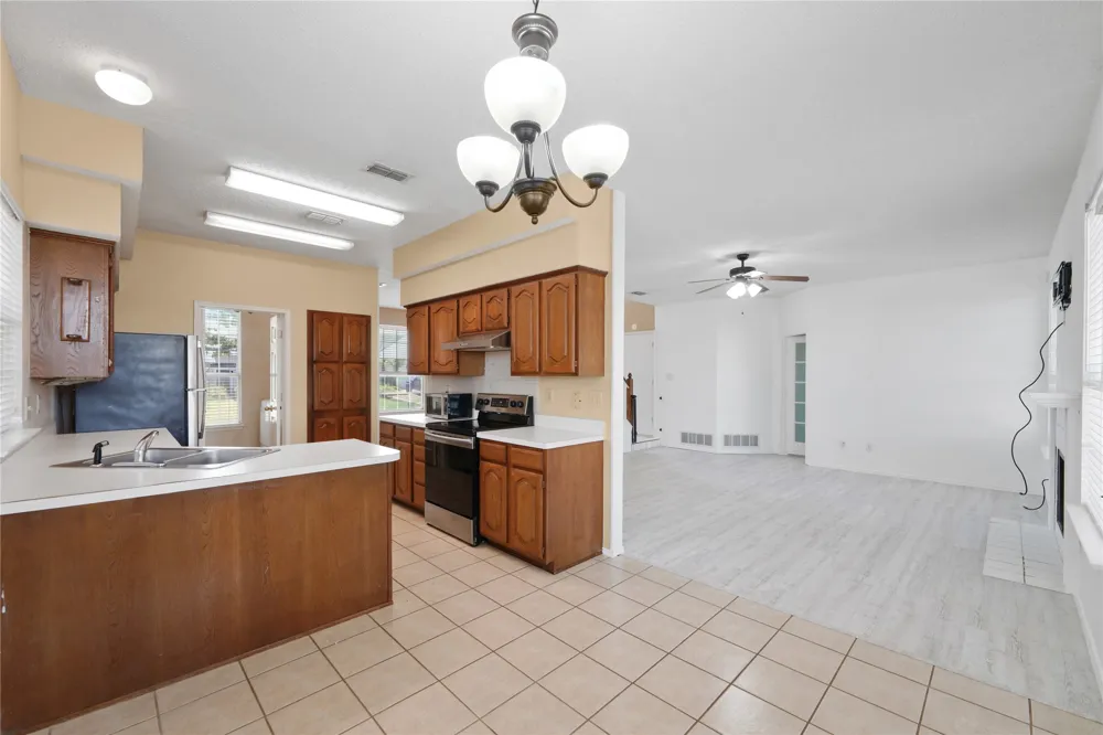 7845 Ember Oaks Drive North Richland Hills, TX 76182