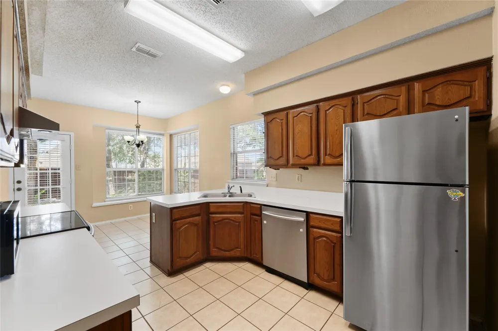 7845 Ember Oaks Drive North Richland Hills, TX 76182