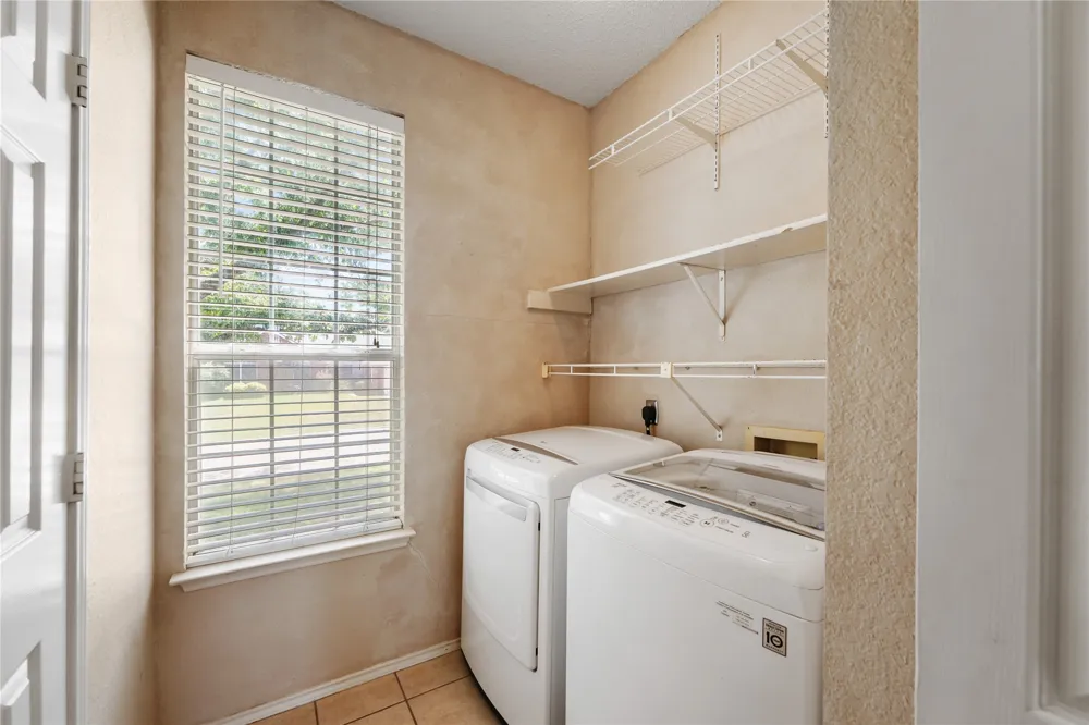 7845 Ember Oaks Drive North Richland Hills, TX 76182