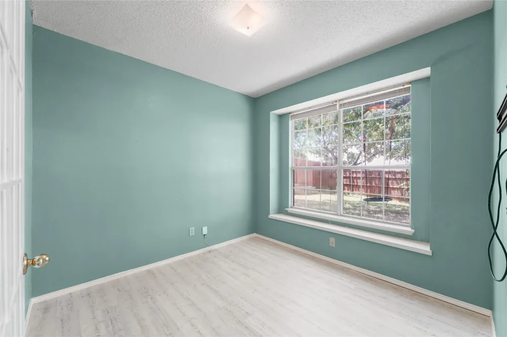 7845 Ember Oaks Drive North Richland Hills, TX 76182