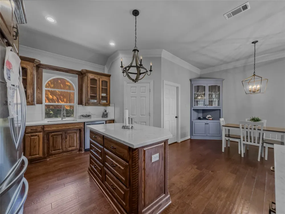 3211 Lake Creek Trail Mansfield, TX 76063