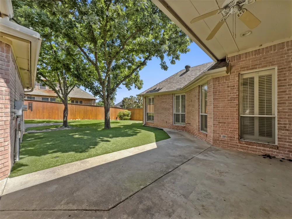 3211 Lake Creek Trail Mansfield, TX 76063