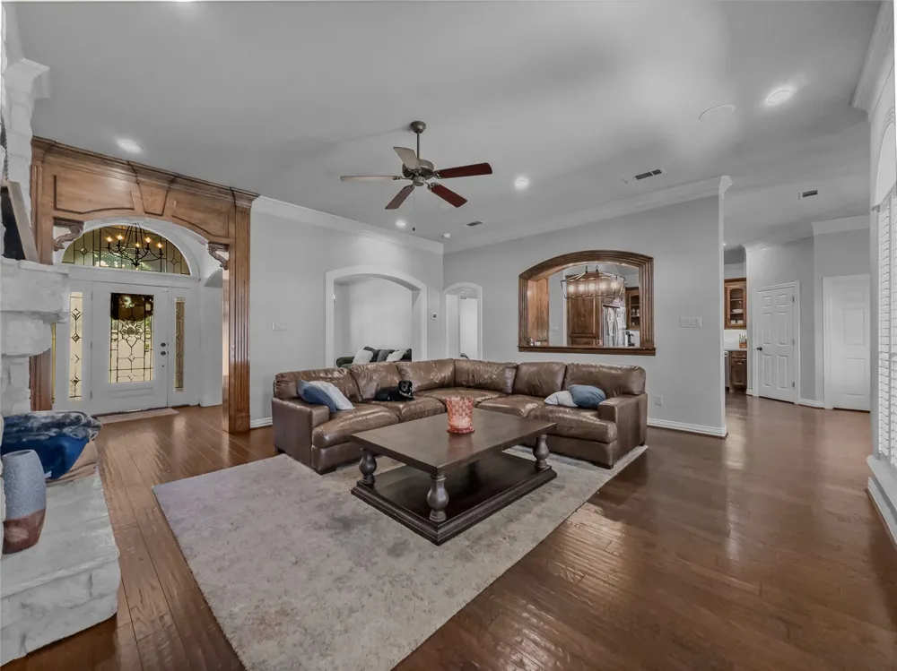 3211 Lake Creek Trail Mansfield, TX 76063