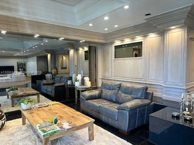 11111 Biscayne Blvd #PH AFG Miami, FL 33181