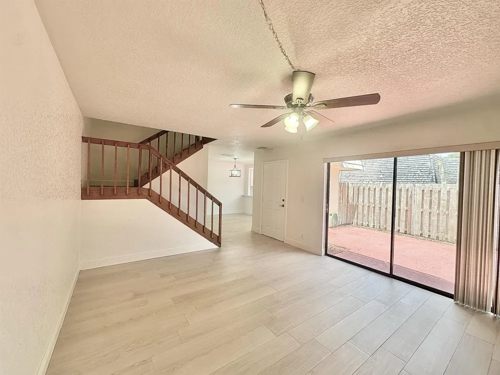 255 Lake Arbor Drive Palm Springs, FL 33461