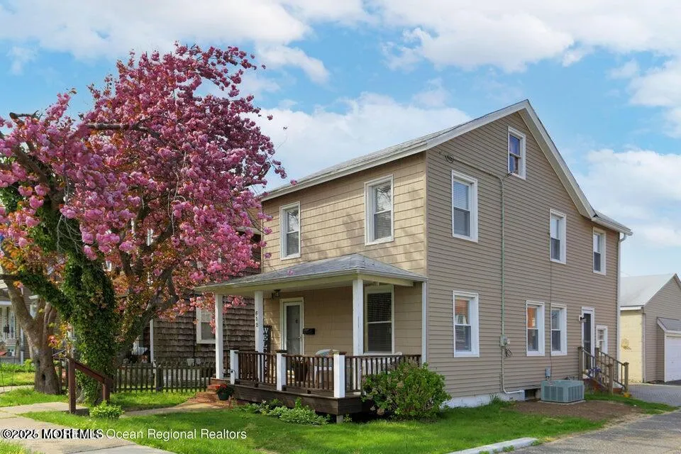 612 Sylvania Avenue Avon-by-the-sea, NJ 07717