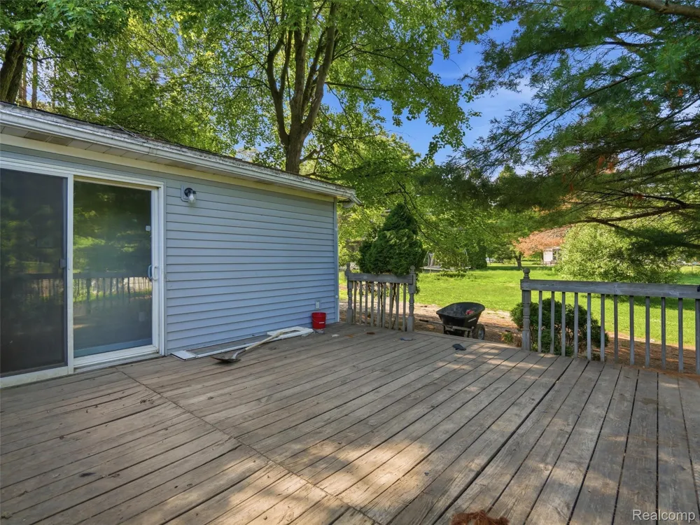 2435 E M 36 Hamburg Township, MI 48169