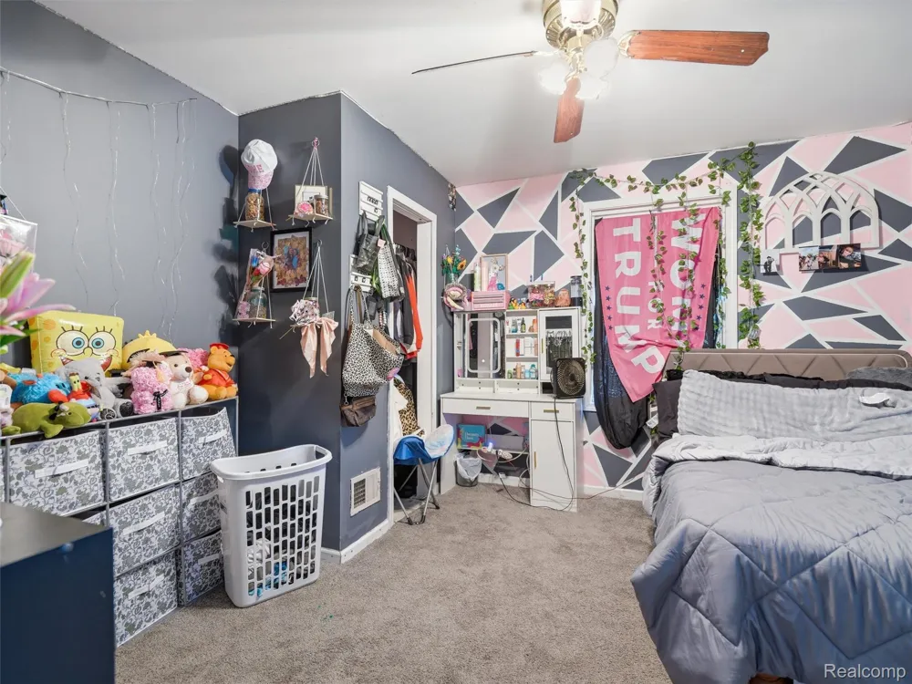 2435 E M 36 Hamburg Township, MI 48169