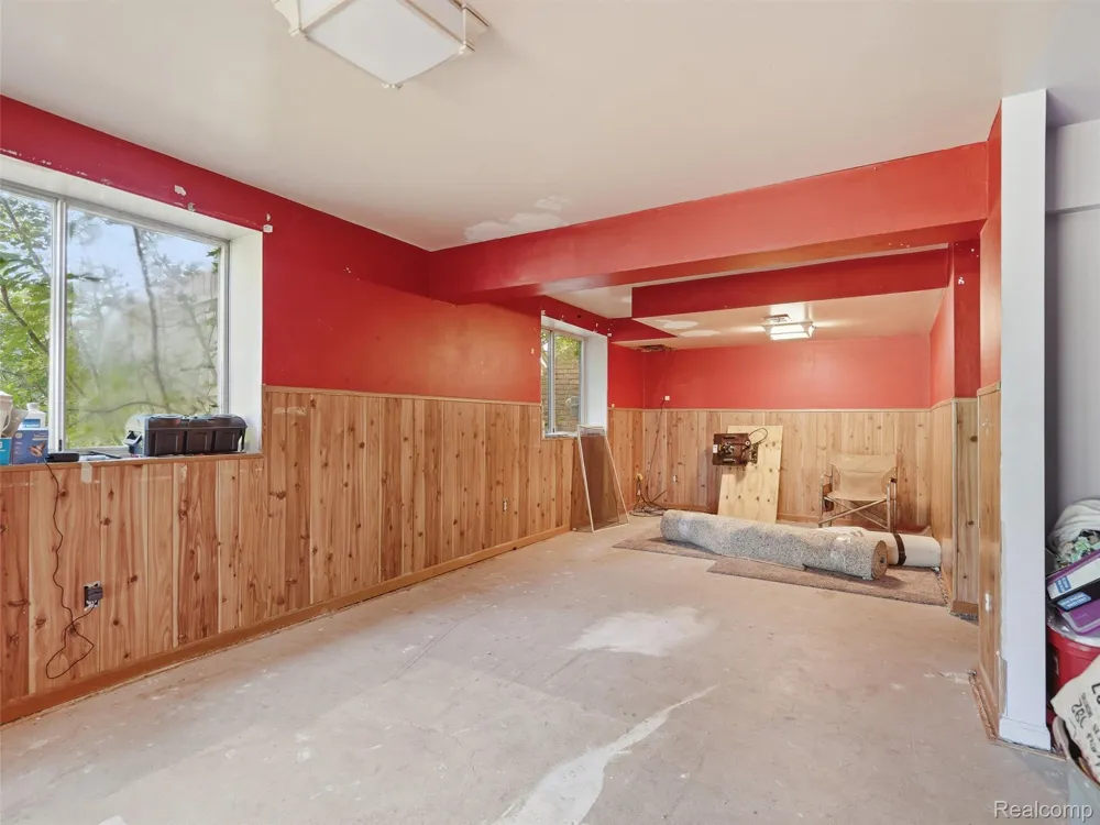 2435 E M 36 Hamburg Township, MI 48169