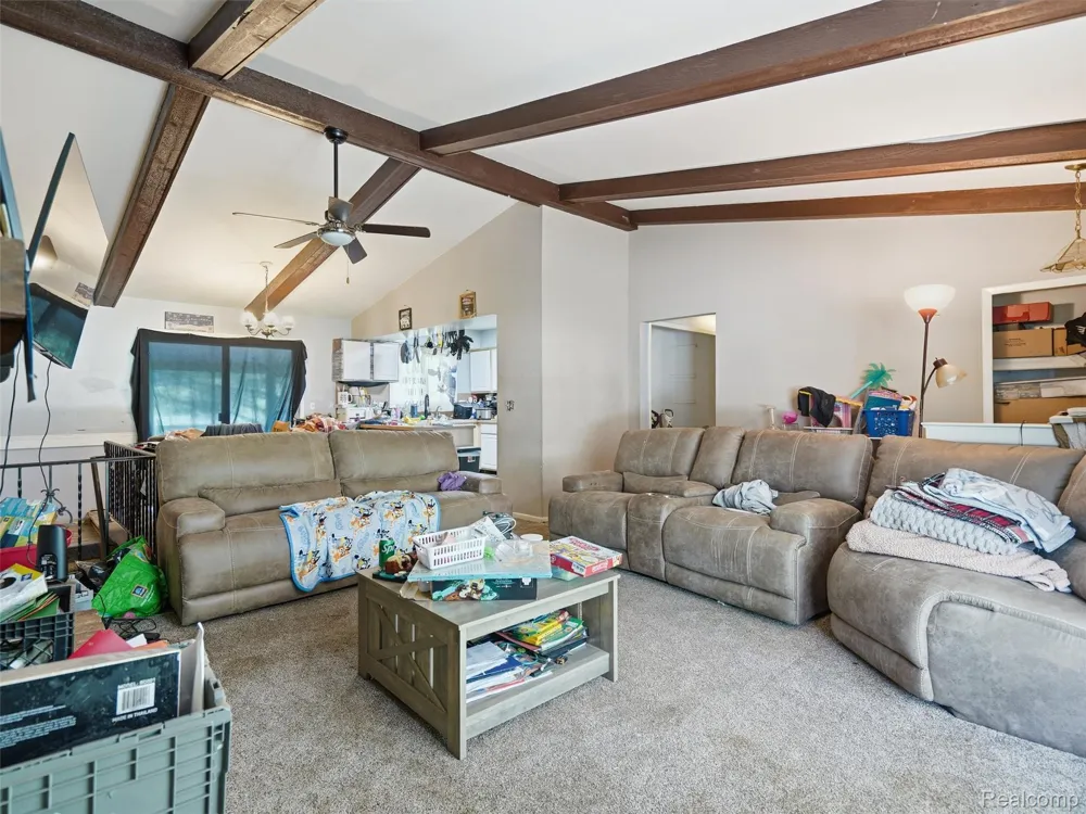 2435 E M 36 Hamburg Township, MI 48169