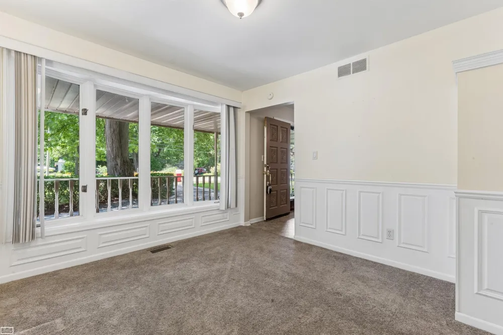 37816 Winkler Street Harrison Charter Township, MI 48045