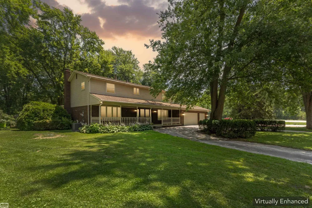 37816 Winkler Street Harrison Charter Township, MI 48045