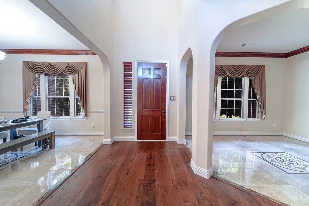 924 Brentwood Drive Murphy, TX 75094