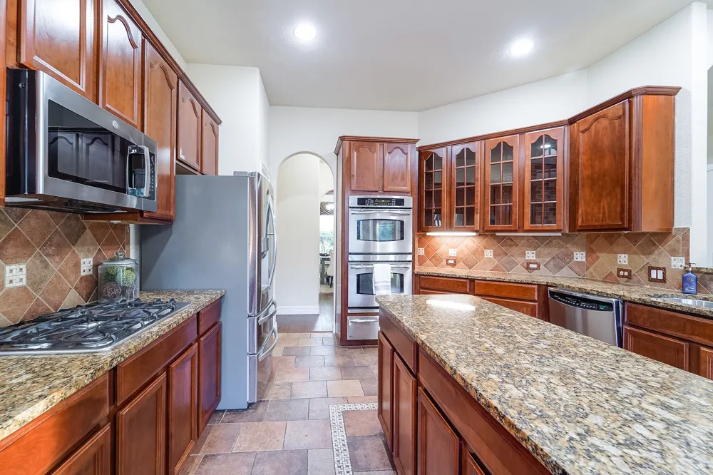 924 Brentwood Drive Murphy, TX 75094