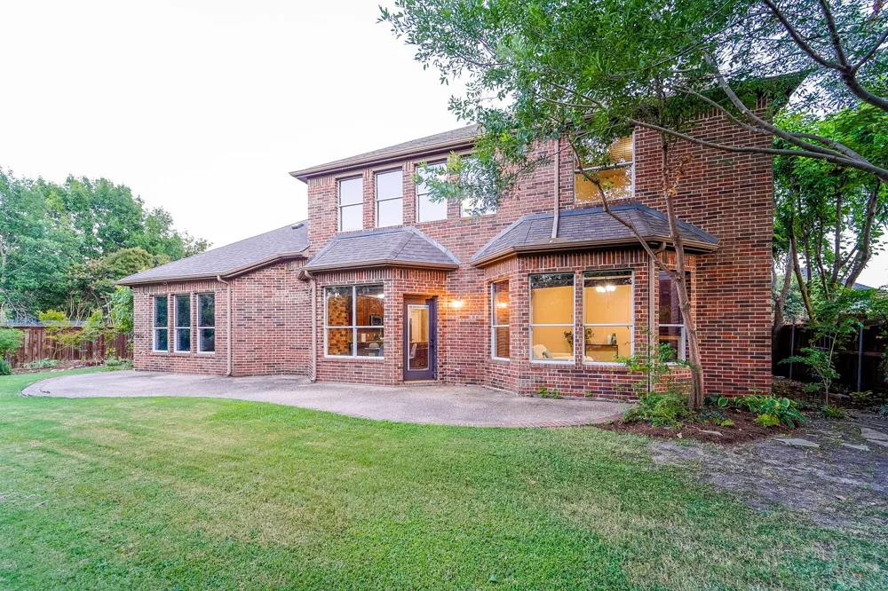 924 Brentwood Drive Murphy, TX 75094