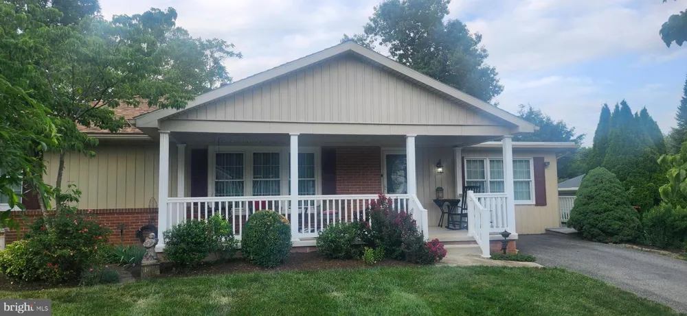18820 ROLLING ROAD Hagerstown, MD 21742