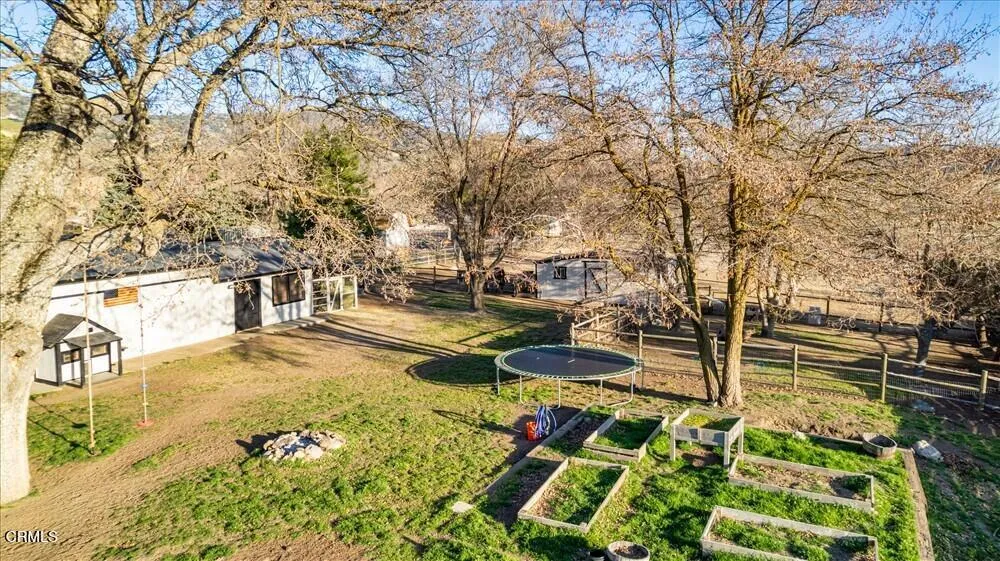 28050 Black Gold Way Tehachapi, CA 93561