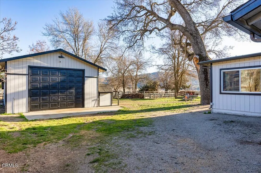 28050 Black Gold Way Tehachapi, CA 93561