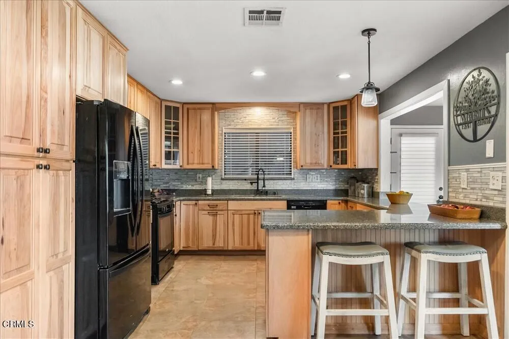 28050 Black Gold Way Tehachapi, CA 93561