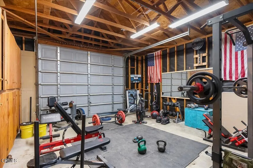 28050 Black Gold Way Tehachapi, CA 93561