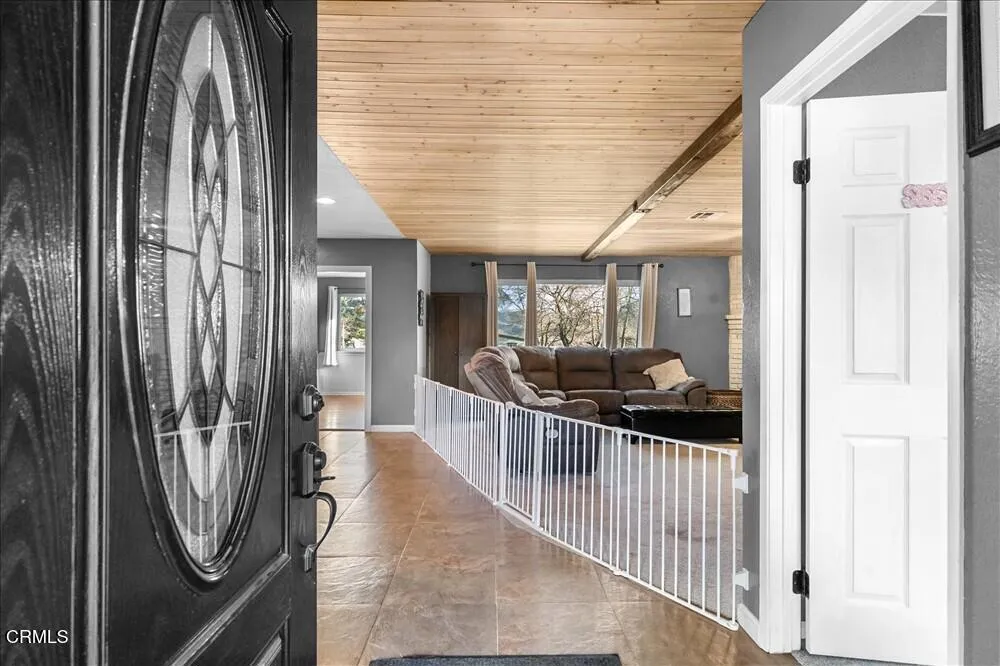 28050 Black Gold Way Tehachapi, CA 93561