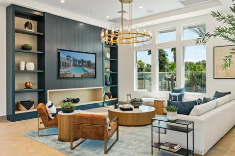 5010 Avenida Lugano ##1
