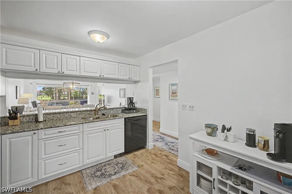 Dennis Circle #F103 Naples, FL 34104