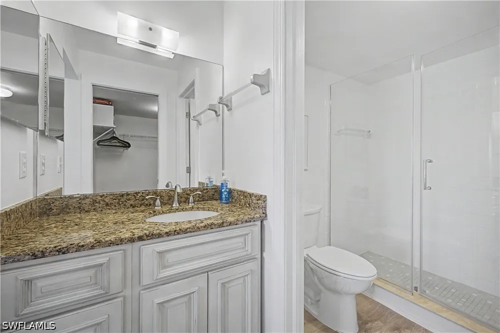 Dennis Circle #F103 Naples, FL 34104
