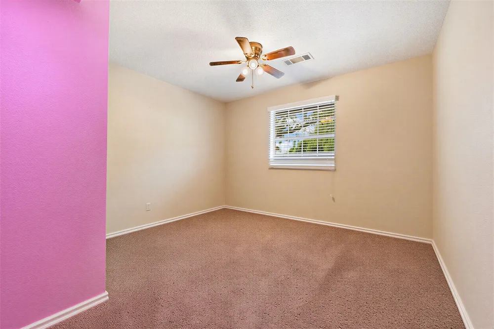 358 Easley Road Smithville, TX 78957