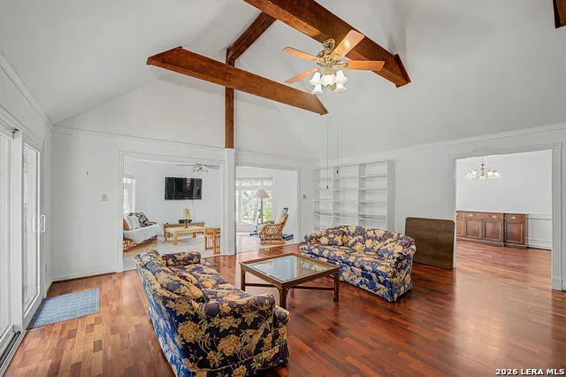 25 SHADY GROVE LN Wimberley, TX 78676